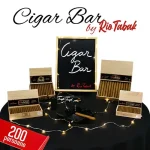 Cigar Bar exclusivist pentru nuntă – pachet premium pentru 200 persoane, cu trabucuri fine și accesorii elegante.