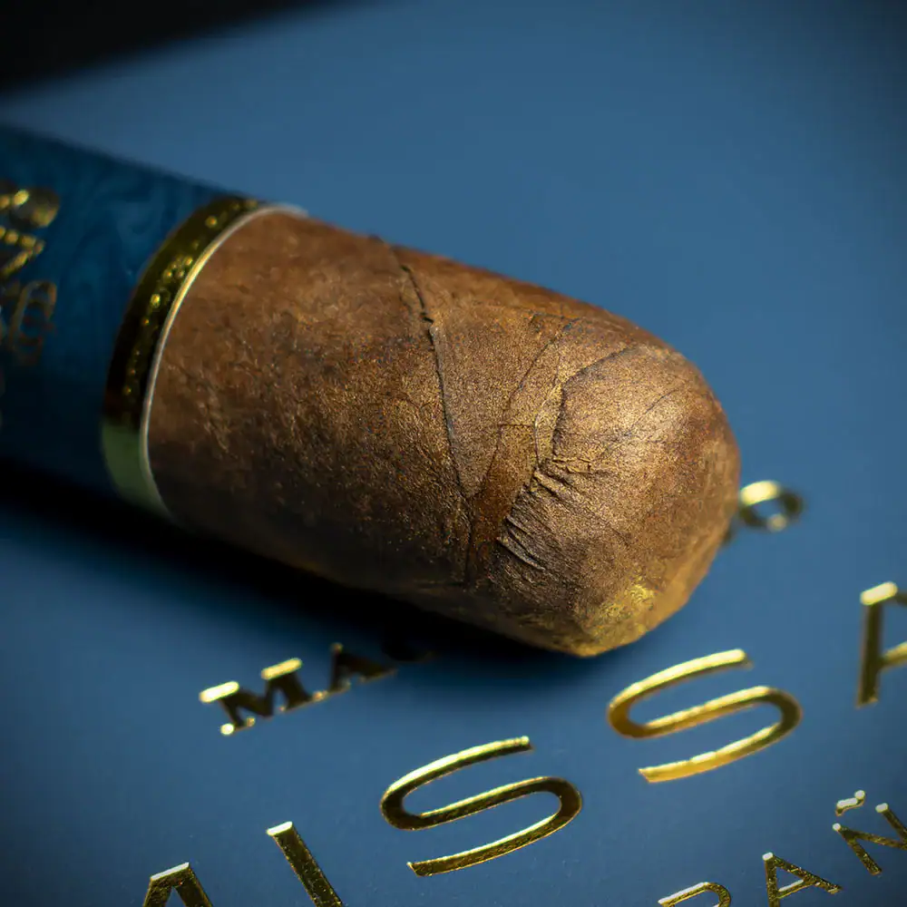 Macanudo Emissary Espana Robusto – cutie trabucuri pentru magazin trabucuri și cadouri.
