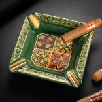 scrumieră ceramică verde smarald pentru fumători