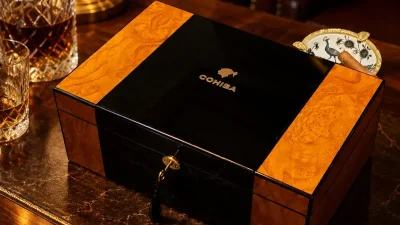 Humidor Cohiba elegant pentru trabucuri premium