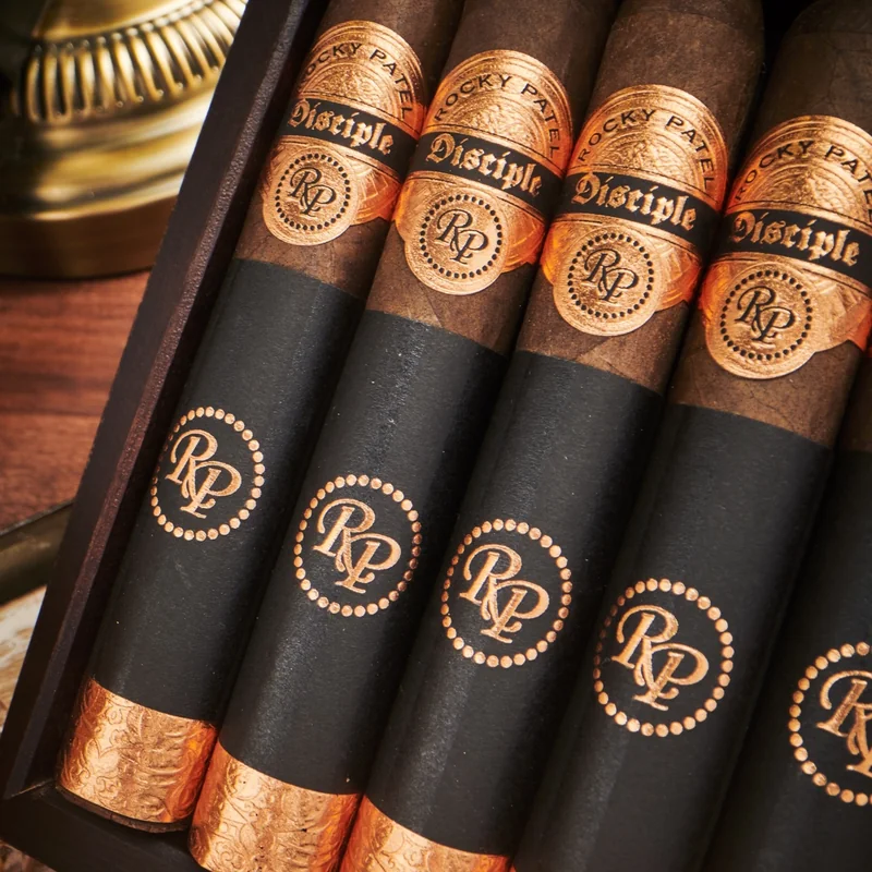 Trabucuri Rocky Patel Disciple Toro premium în cutie