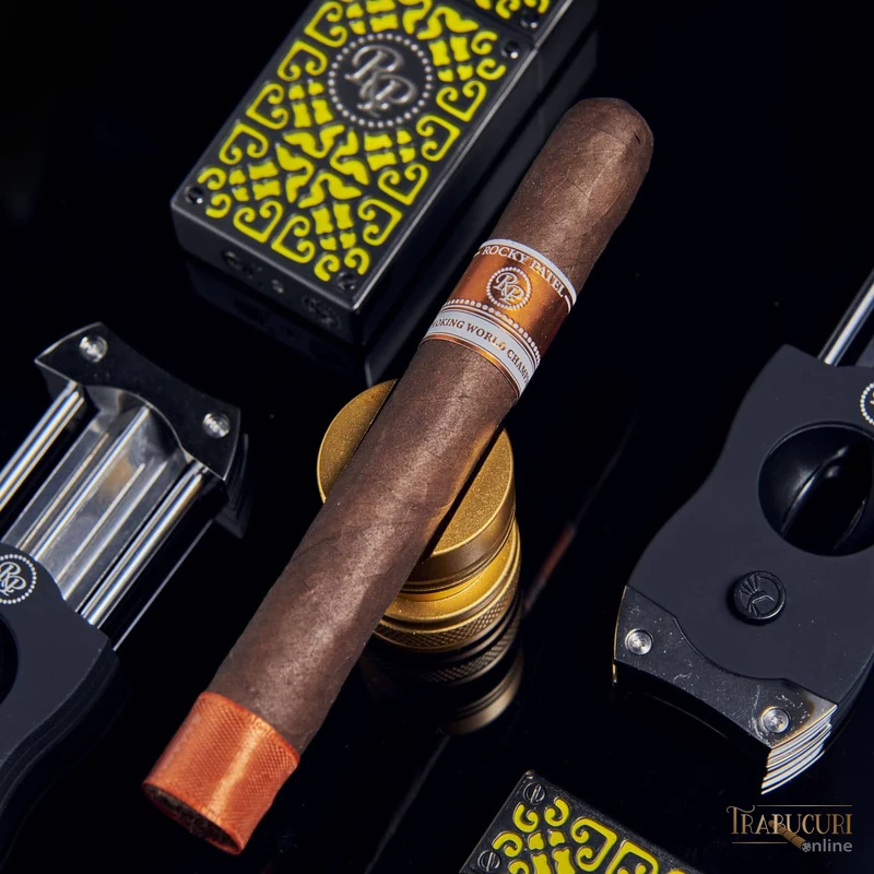 Experiență de degustare Rocky Patel Cigar Smoking World Championship Petite Corona
