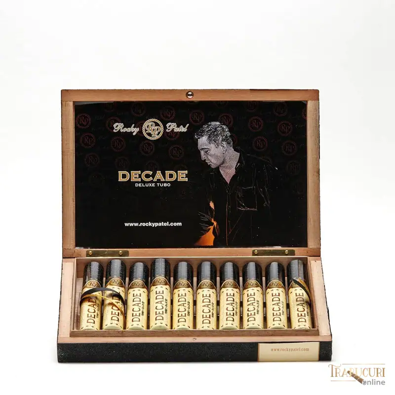 Cutie Rocky Patel Decade Deluxe cu trabucuri Toro Tubo