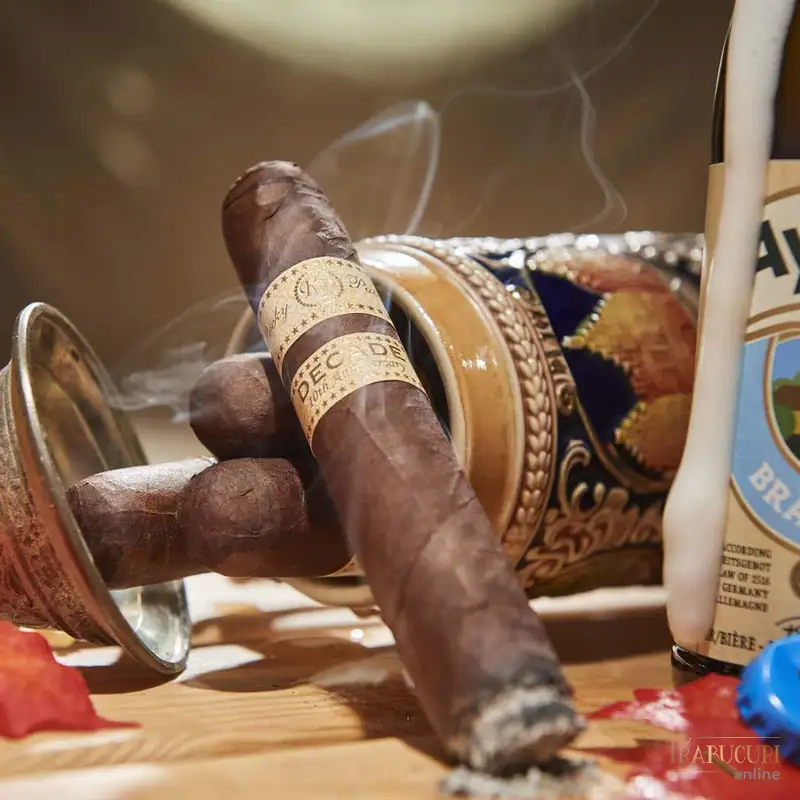 Experiență de degustare Rocky Patel Decade Toro Tubo