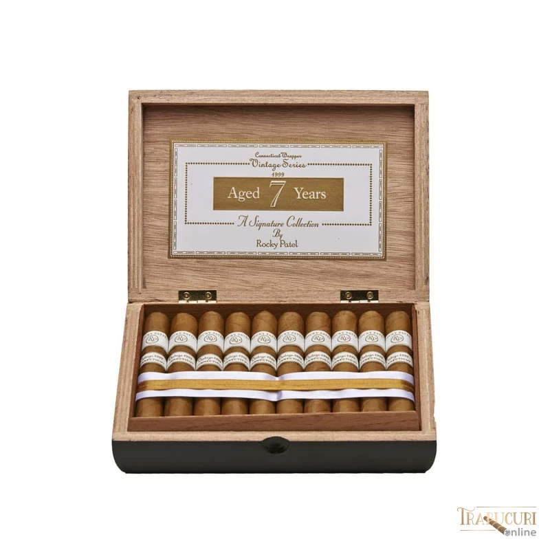 Cutie Rocky Patel Vintage 1999 cu trabucuri Petite Corona