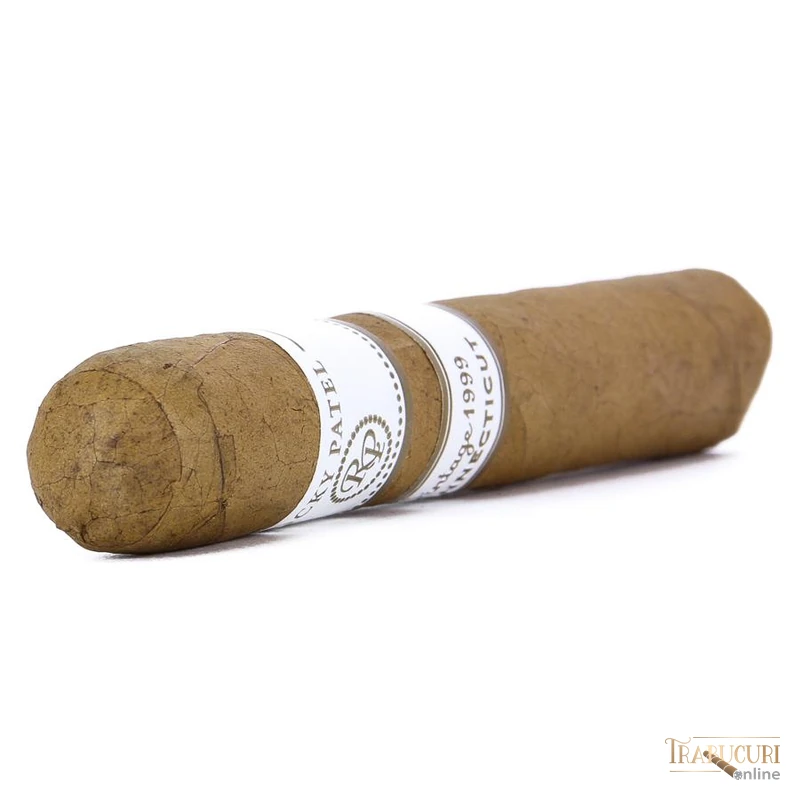 Detaliu Rocky Patel Vintage 1999 Connecticut Petite Corona